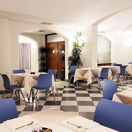 Hotel Azzano Decimo Ξενοδοχείο