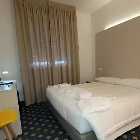 Hotel Azzano Decimo Ξενοδοχείο Azzano Decimo