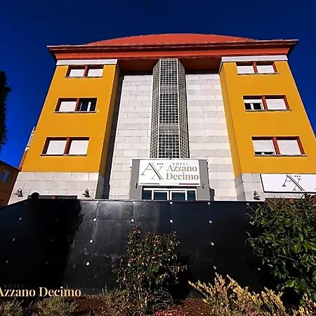 ホテル Hotel Azzano Decimo 3*
