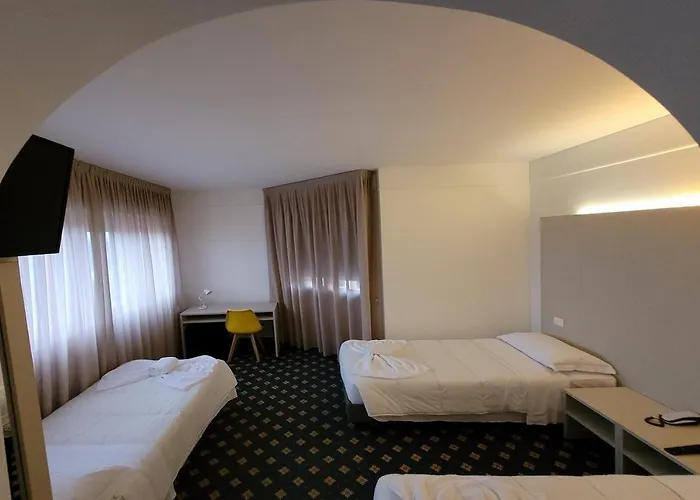 Hotel Azzano Decimo 3* Azzano Decimo