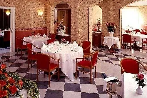 Hotel Azzano Decimo Hotel 3*